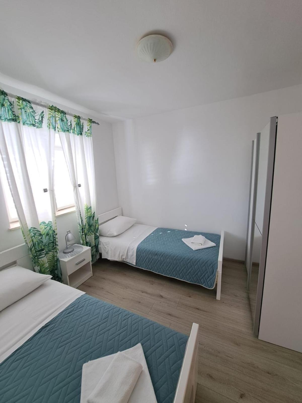 Apartman Leon Omiš Exterior foto